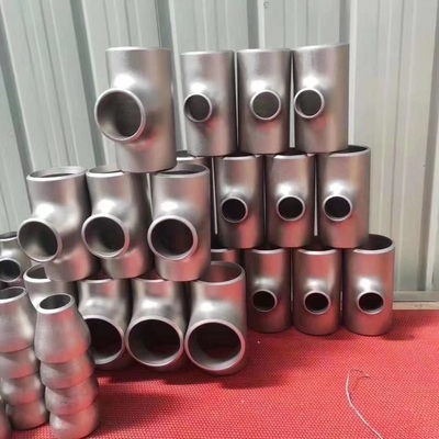 Tee 탄소강 ASTM A420 WPL6 맞춤에 적합하는 슈 20 Dn1200 환원제 Tee